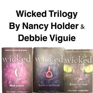 WICKED BOOK SERIES BY HOLDER & VIGUIE